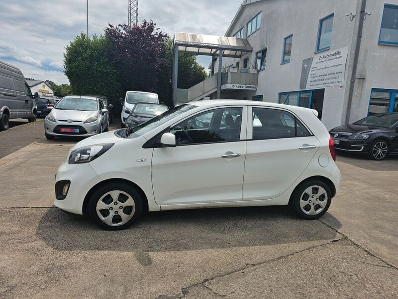 Weiß Gebraucht 2013 Kia Picanto DREAM-TEAM Edition Kleinwagen | 3.900 € (Guter Preis) - Bild 1/4