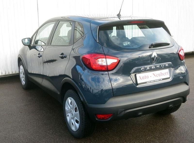 Gebraucht Renault Captur Life 90 PS (66 kW) 2016 Blau SUV