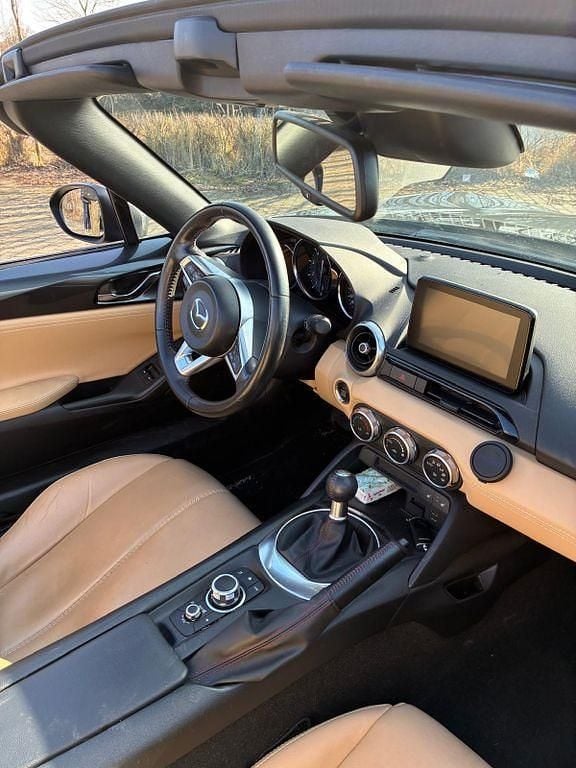Gebraucht Mazda MX5 131 PS (96 kW) 2018 Grau Cabrio