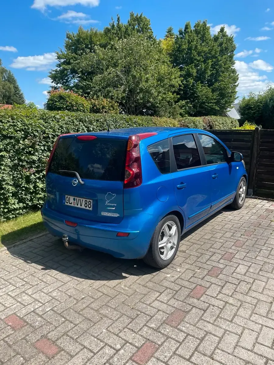 Gebraucht Nissan Note 88 PS (64 kW) 2010 Blau Kleinwagen