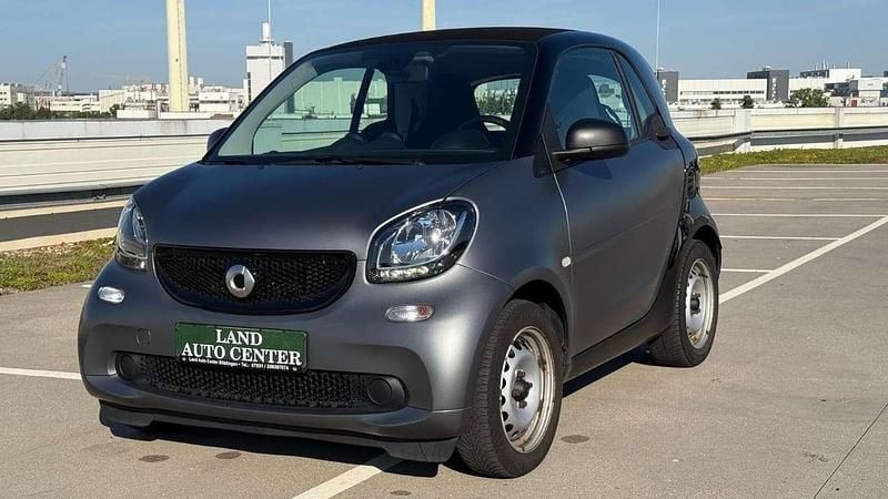 Schwarz Gebraucht 2019 Smart ForTwo Coupé Coupé | 12.990 € (Fairer Preis) - Bild 1/4