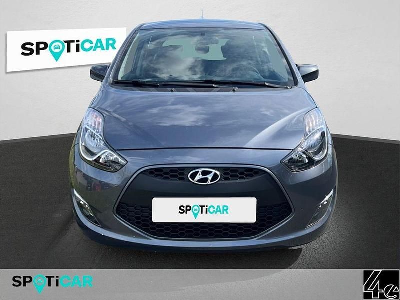 Gebraucht Hyundai ix20 125 PS (91 kW) 2017 Grau Kleinwagen