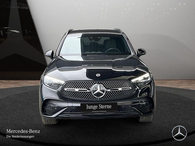 Gebraucht Mercedes GLC300 AMG 269 PS (197 kW) 2024 Schwarz SUV