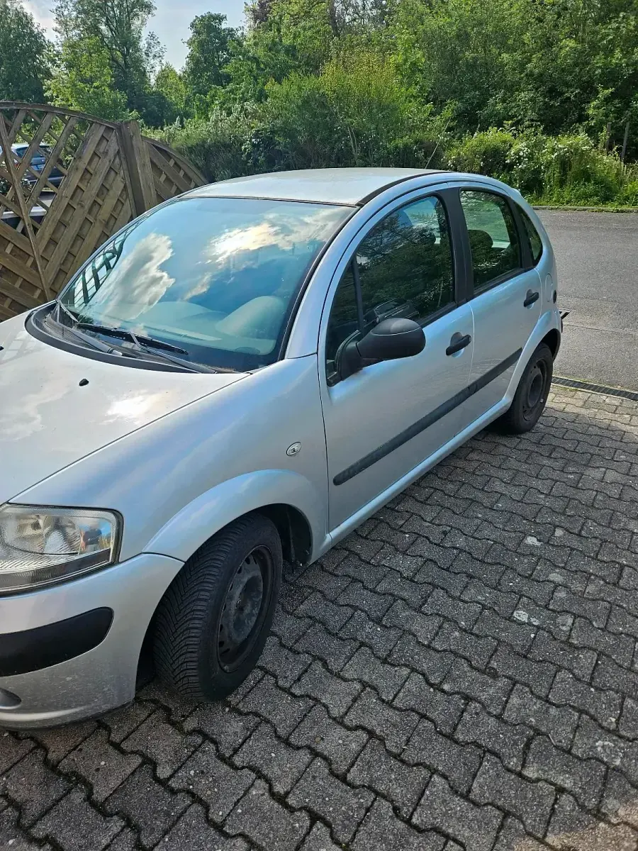 Gebraucht Citroën C3 73 PS (53 kW) 2007 Grau Kleinwagen