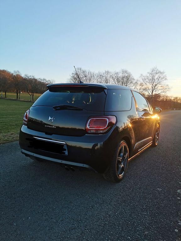 Gebraucht Citroën DS3 Sport Chic 156 PS (114 kW) 2014 Schwarz Kleinwagen