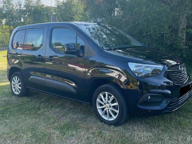 Schwarz Gebraucht 2019 Opel Combo Edition Van / Kleinbus | 12.990 € (Fairer Preis) - Bild 1/4
