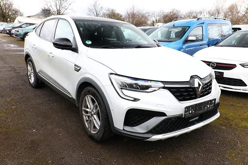 Gebraucht Renault Arkana R.S. 158 PS (116 kW) 2022 Kyanitweiß metallic SUV