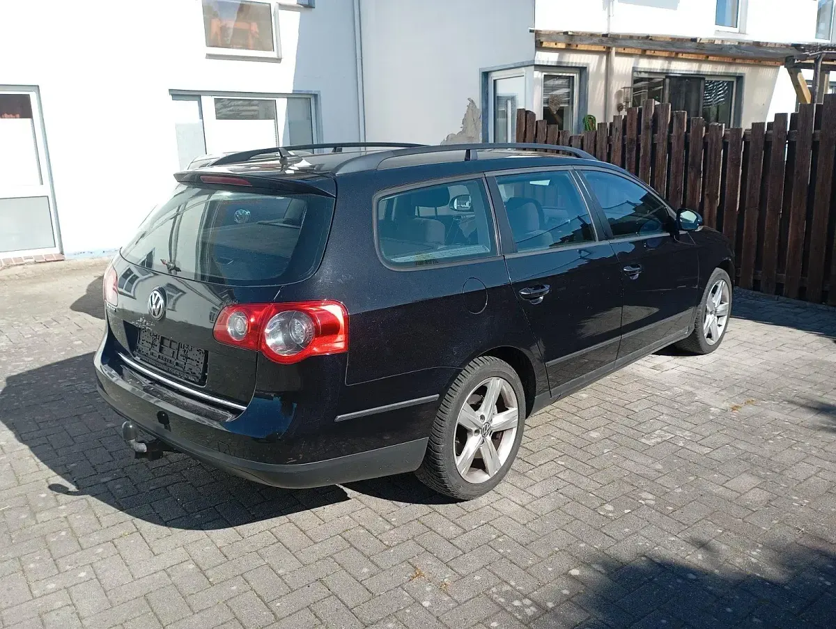 Second-hand VW Passat 105 CP (77 kW) 2007 Negru Break