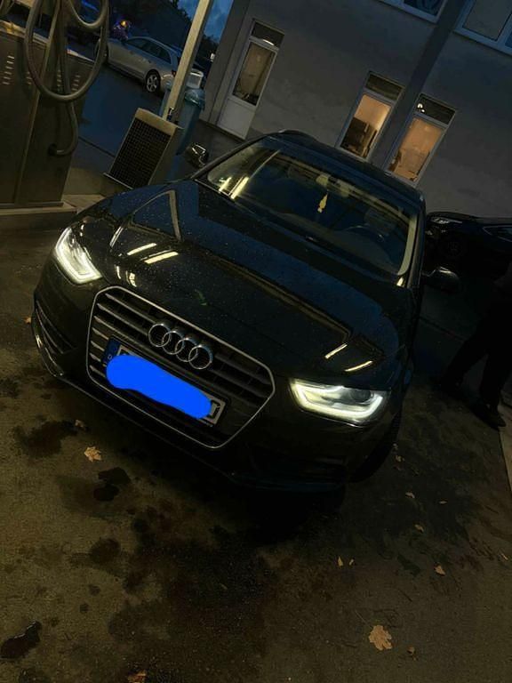 Gebraucht Audi A4 Ambiente 143 PS (105 kW) 2013 Schwarz Kombi