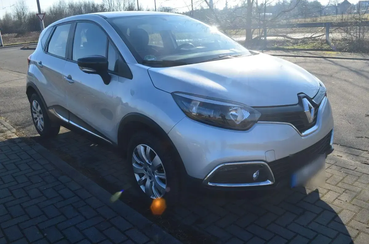 Gebraucht Renault Captur Intens 90 PS (66 kW) 2016 Silber SUV