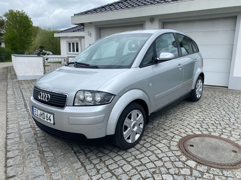 Silber Gebraucht 2004 Audi A2 Kleinwagen | 5.450 € (Teuer) - Bild 1/4