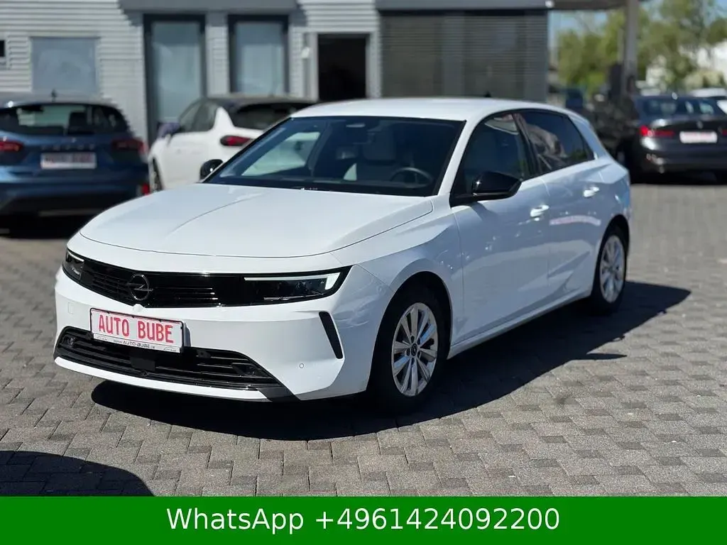 Usata Opel Astra Elegance 131 CV (96 kW) 2023 Bianco Utilitaria
