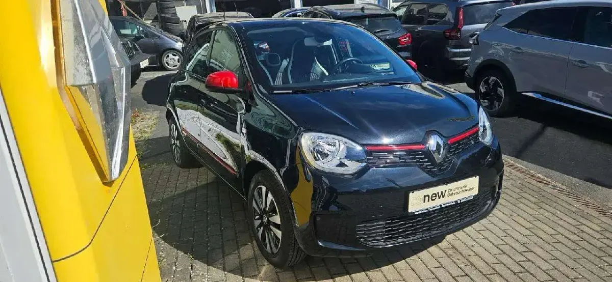 Gebraucht Renault Twingo Intens 65 PS (47 kW) 2022 Black pearl schwarz Kleinwagen