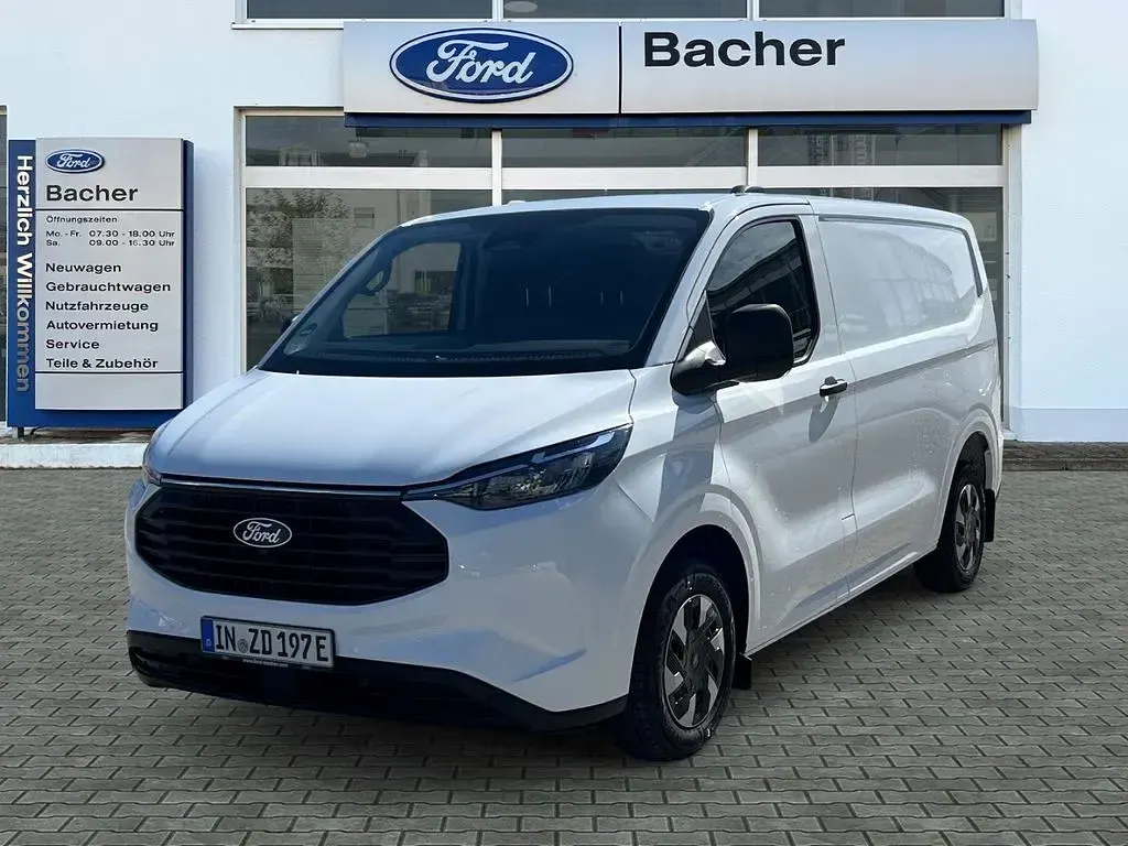 Second-hand Ford Transit Custom 232 CP (170 kW) 2025 Alb Berlinǎ
