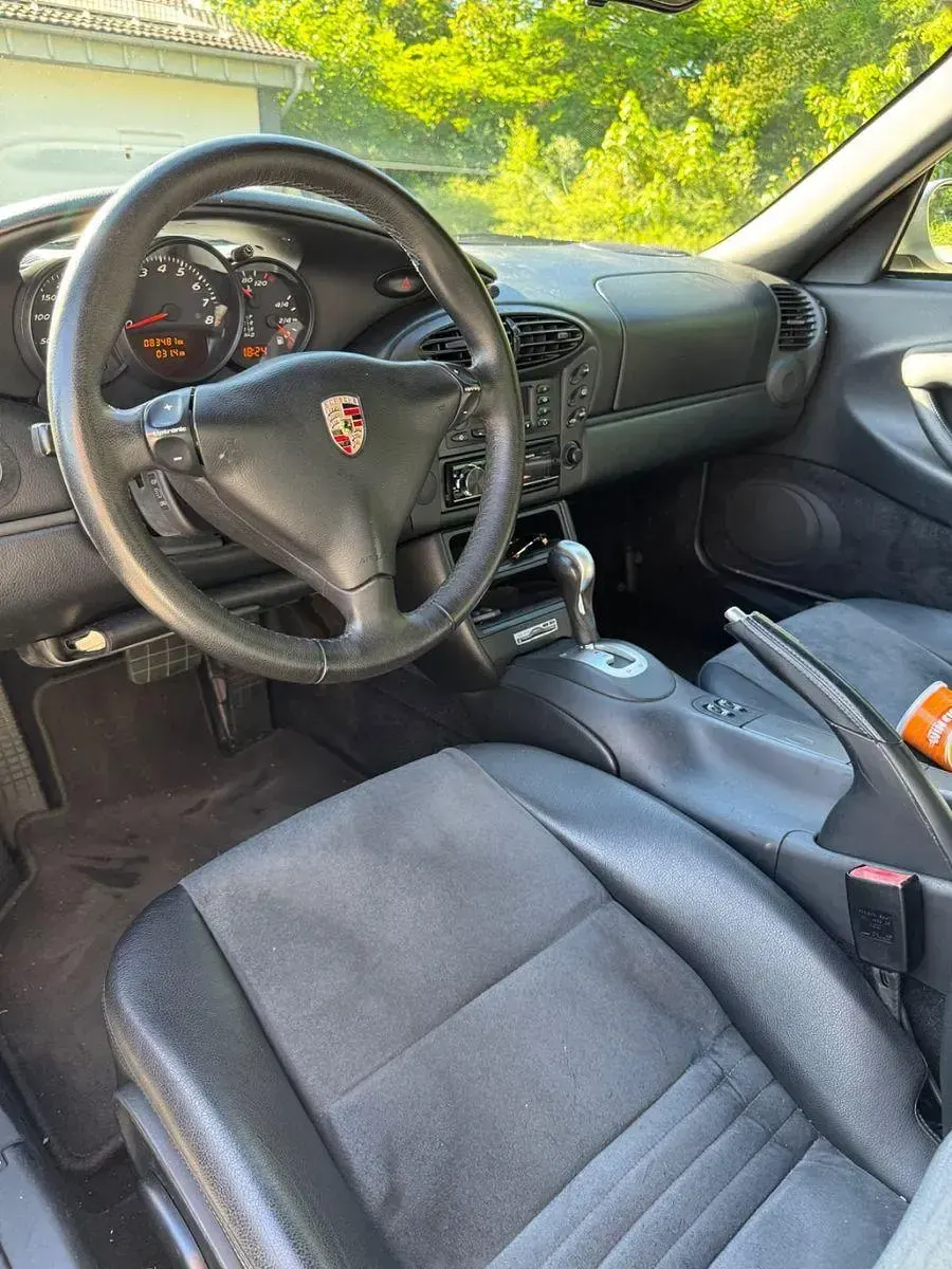 Gebraucht Porsche 986 Boxster 220 PS (161 kW) 2002 Silber Cabrio