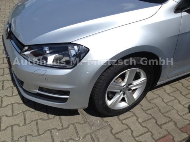 Gebraucht VW Golf VII Comfortline 105 PS (77 kW) 2013 Andere farbe Limousine