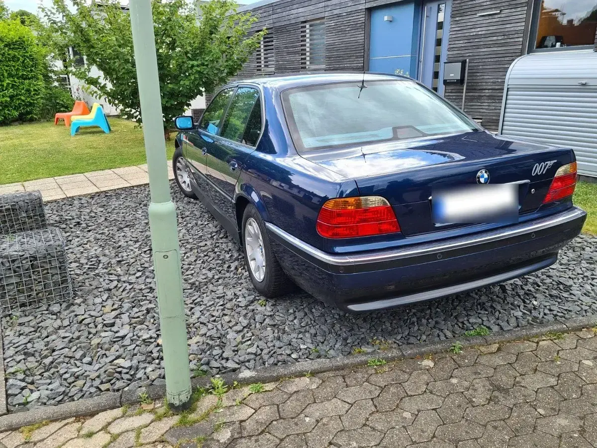 Gebraucht BMW 728 193 PS (141 kW) 1998 Blau Limousine
