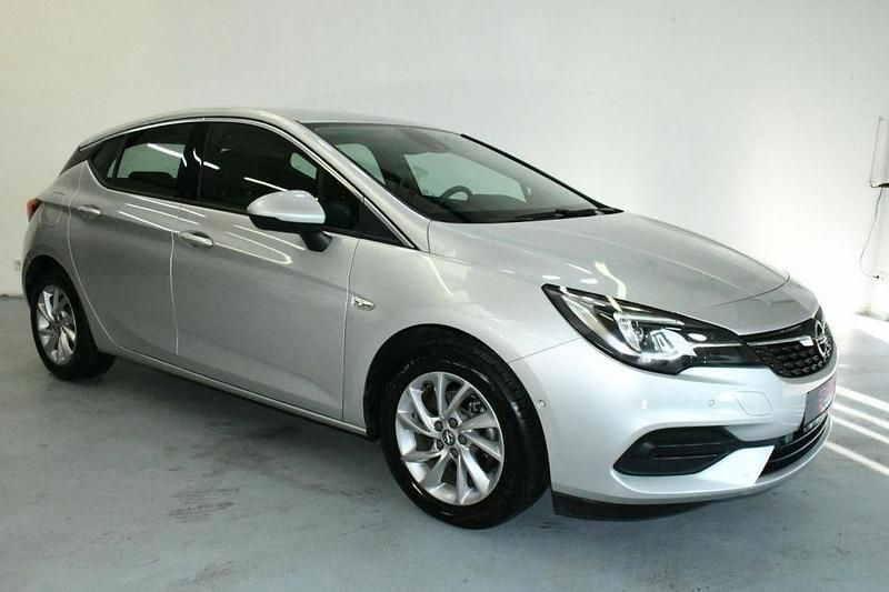 Gebraucht Opel Astra 110 PS (80 kW) 2020 Silber Limousine