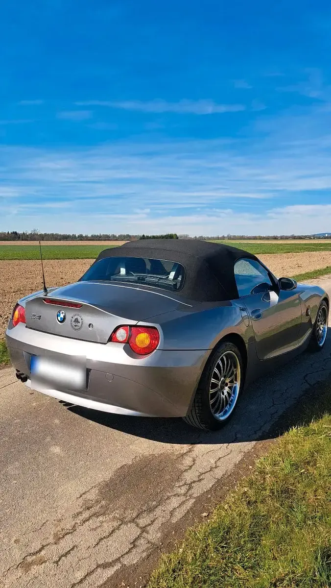 Gebraucht BMW Z4 192 PS (141 kW) 2003 Grau Cabrio