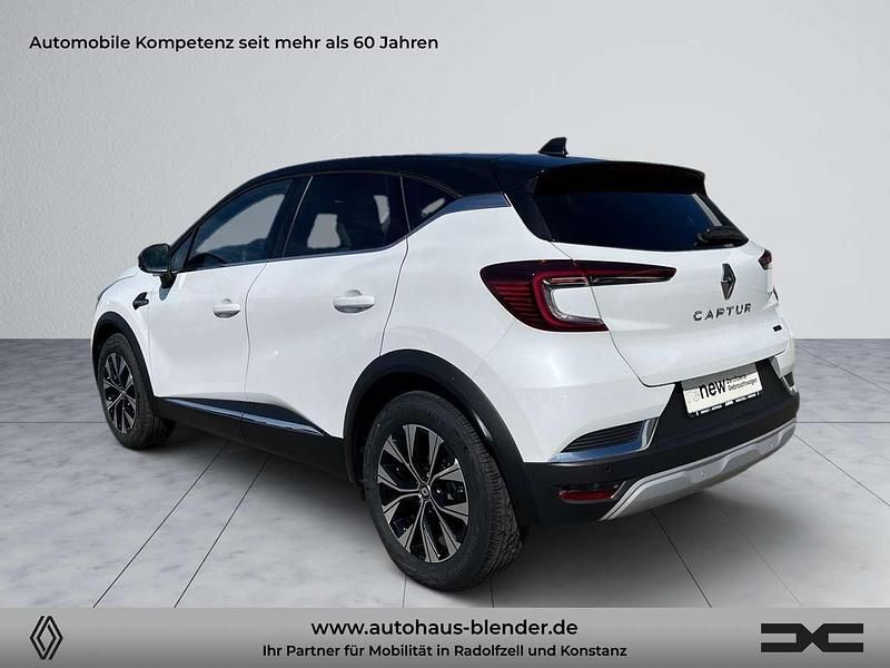 Gebraucht Renault Captur Techno 143 PS (105 kW) 2024 Perlmuttweiß metallic, black SUV