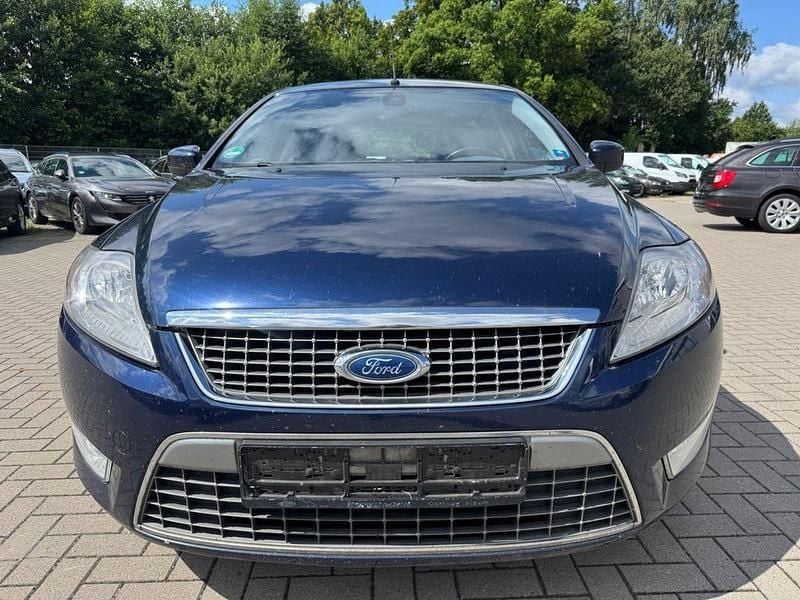 Gebraucht Ford Mondeo Titanium 203 PS (149 kW) 2010 Blau Limousine