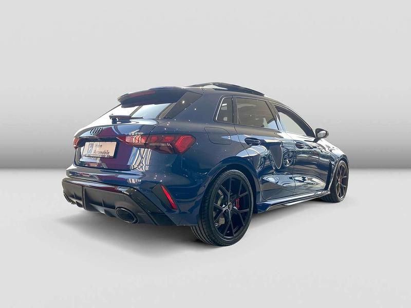 Gebraucht Audi RS3 Ambiente 400 PS (294 kW) 2026 Blau Limousine