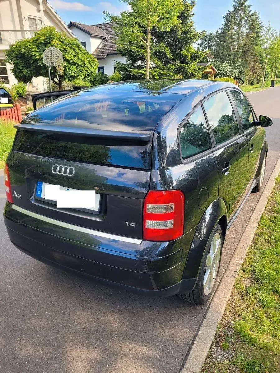 Gebraucht Audi A2 75 PS (55 kW) 2003 Schwarz Kleinwagen