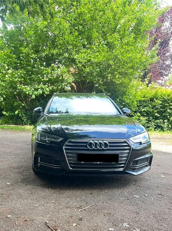 Schwarz Gebraucht 2016 Audi A4 S-Line Kombi | 13.600 € (Guter Preis) - Bild 1/4