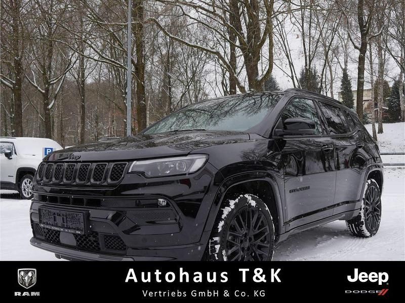 Gebraucht Jeep Compass 131 PS (96 kW) 2023 Schwarz SUV