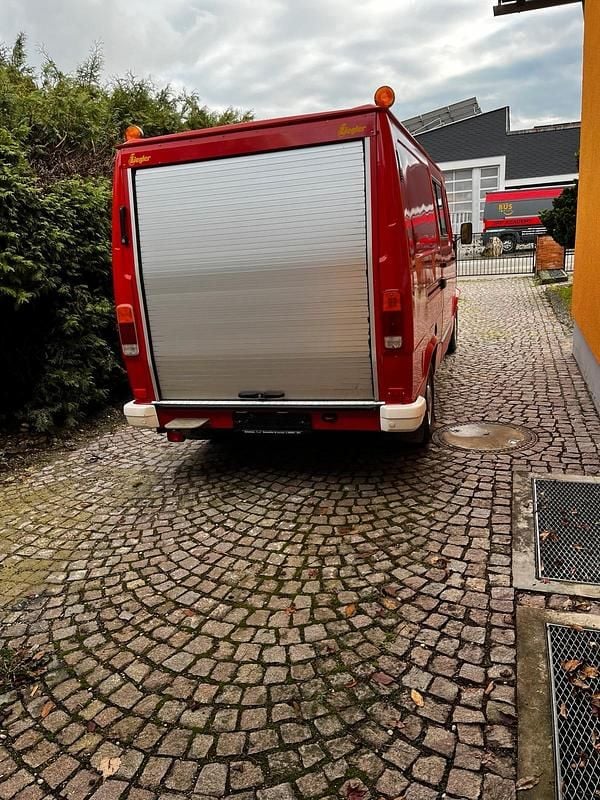 Gebraucht Mercedes T1 75 PS (55 kW) 1981 Rot Van