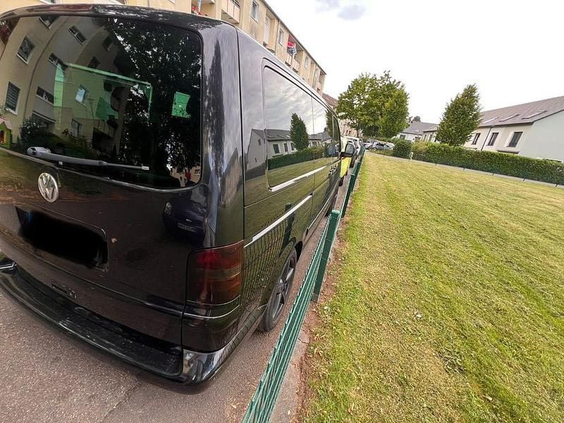 Schwarz Gebraucht 2004 VW T5 Van | 6.000 € (Superpreis) - Bild 1/4