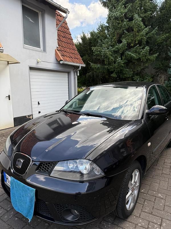 Schwarz Gebraucht 2009 Seat Ibiza Kleinwagen | 2.250 € - Bild 1/4