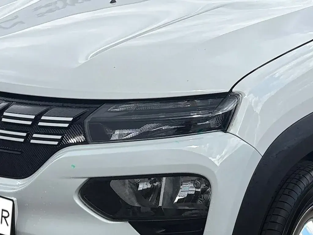 Gebraucht Dacia Spring Essentiel 33 kW (45 PS) 2023 Weiß Kleinwagen