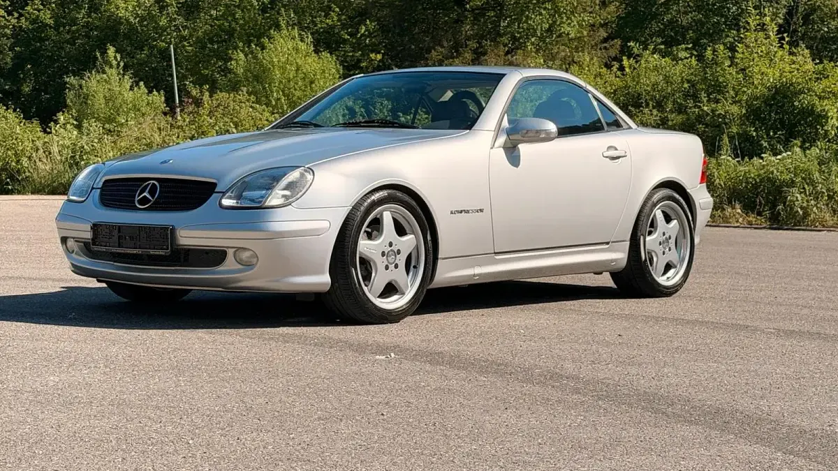 Gebraucht Mercedes SLK200 163 PS (119 kW) 2003 Silber Cabrio