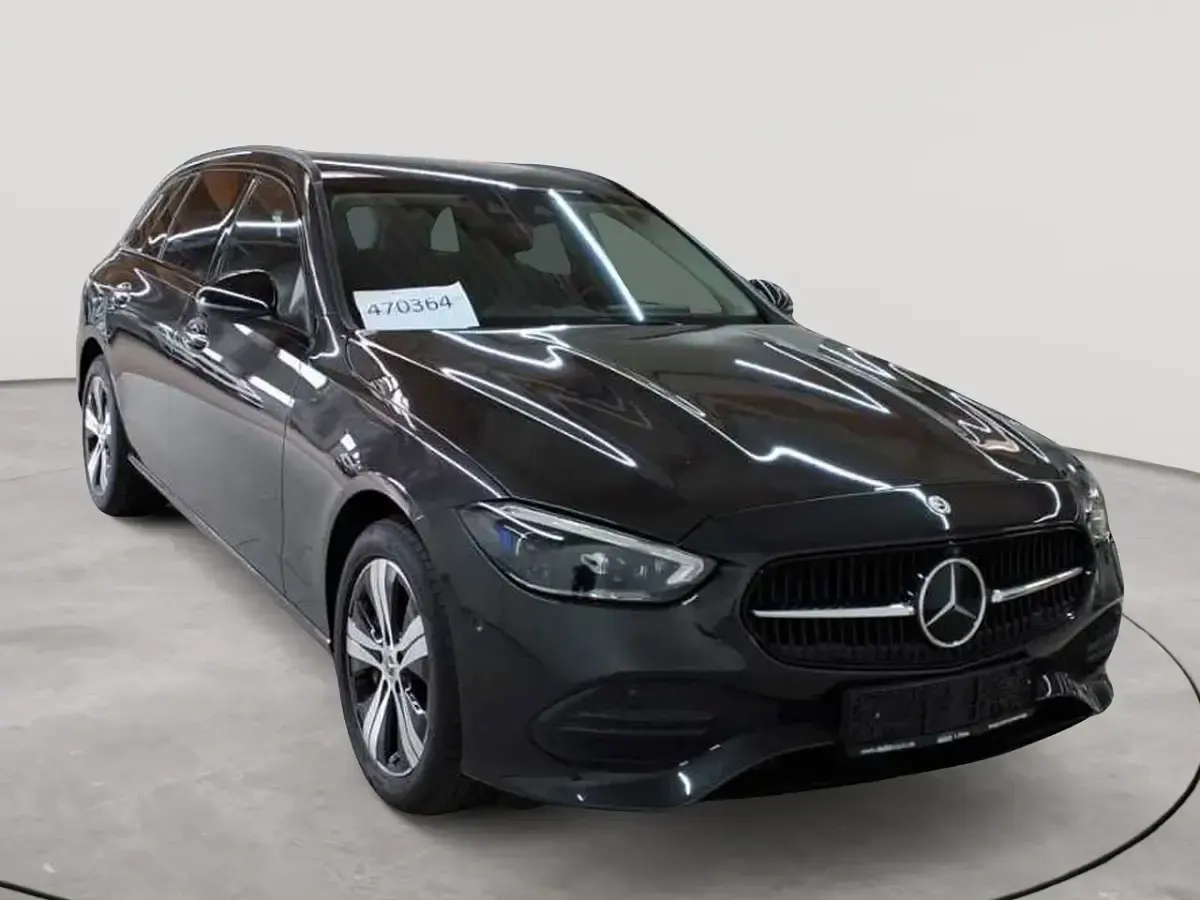 Gebraucht Mercedes C300e Avantgarde 204 PS (150 kW) 2023 Kombi