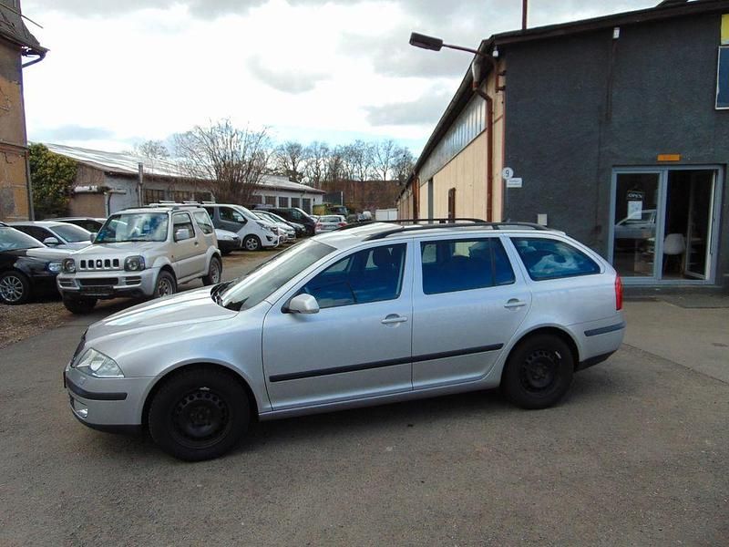 Gebraucht Skoda Octavia Elegance 116 PS (85 kW) 2005 Silber Kombi