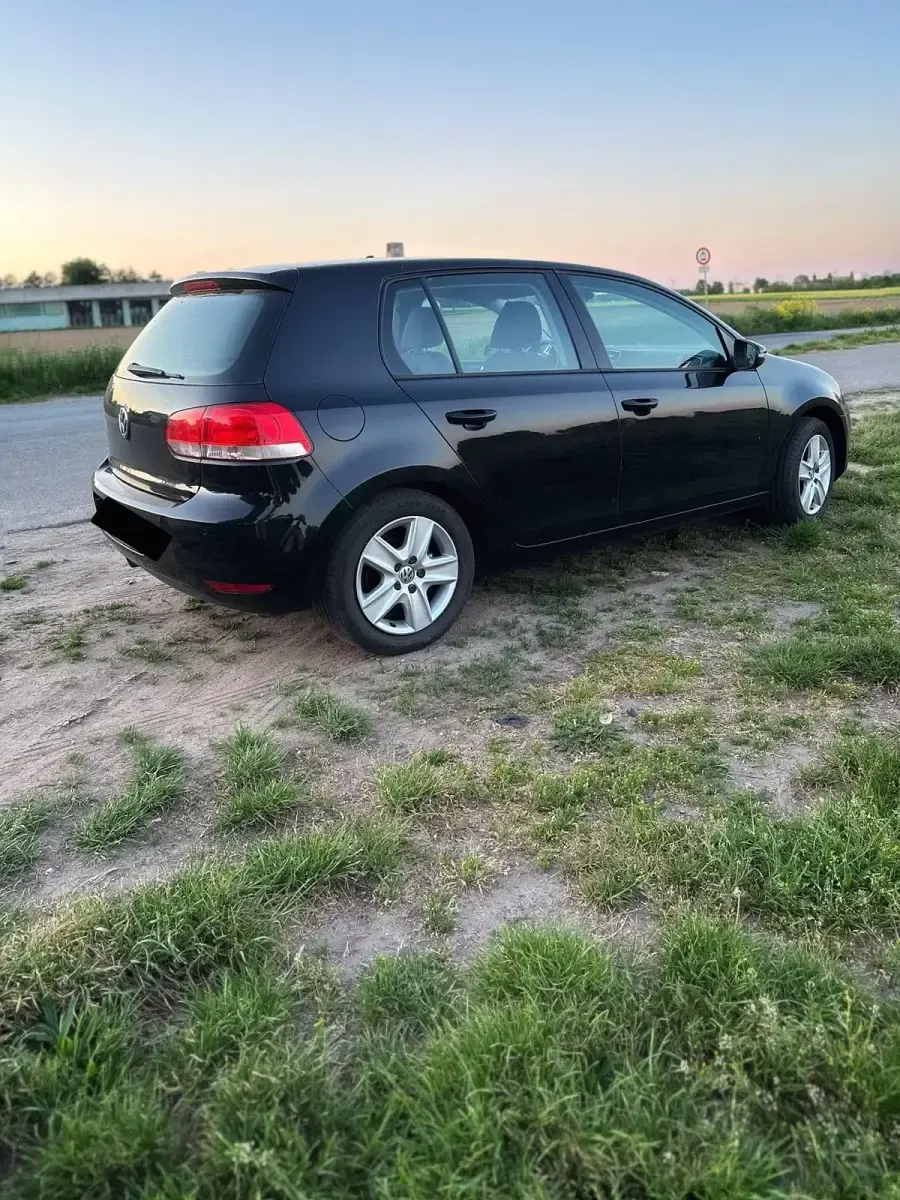 Usata VW Golf VI 122 CV (89 kW) 2010 Nero Utilitaria