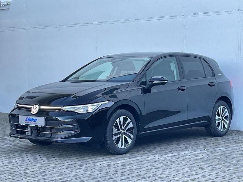 Neu VW Golf VIII 116 PS (85 kW) 2026 Schwarz Limousine