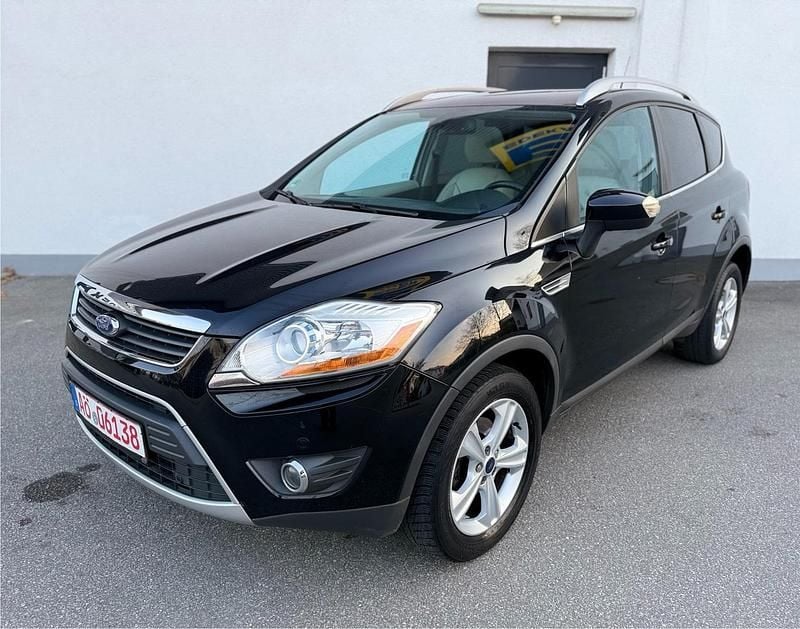 Używany Ford Kuga Individual 163 KM (119 kW) 2010 Czarny SUV