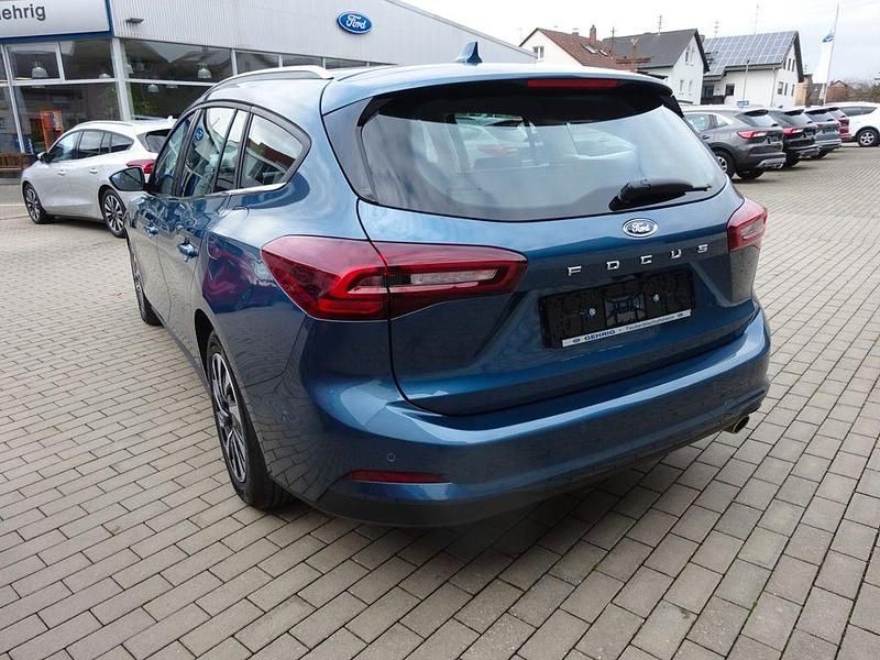 Gebraucht Ford Focus Titanium 155 PS (114 kW) 2025 Blau Limousine