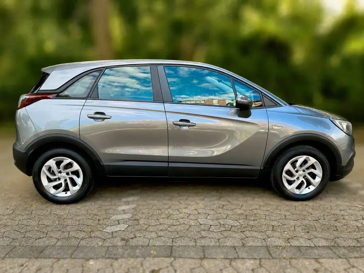 Gebraucht Opel Crossland Edition 82 PS (60 kW) 2018 Grau SUV