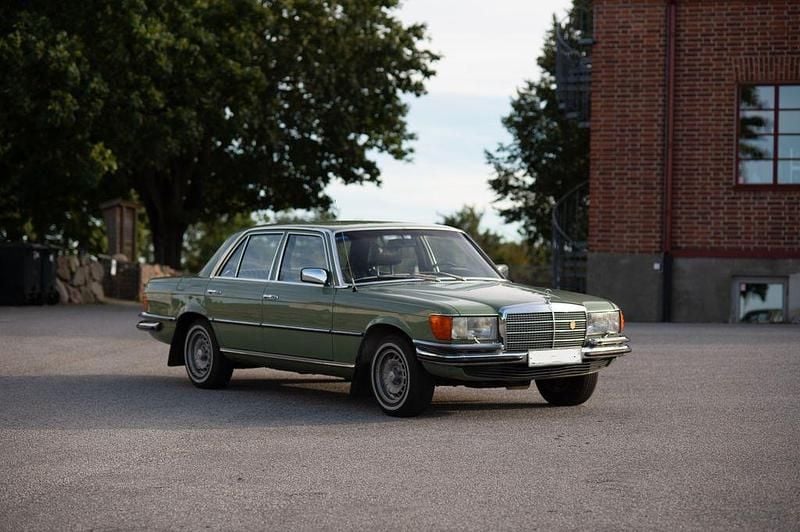 Gebraucht Mercedes E350 200 PS (147 kW) 1974 Grün Limousine