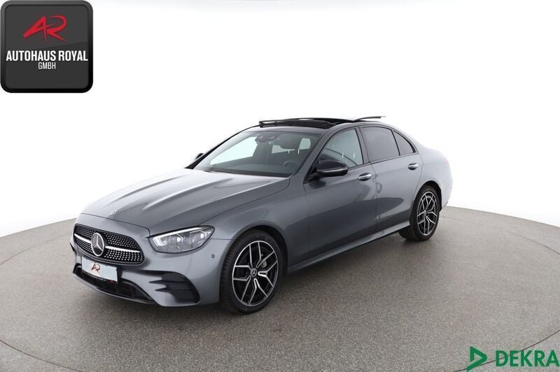 Grau Gebraucht 2023 Mercedes E400 AMG Limousine | 54.880 € (Fairer Preis) - Bild 1/4
