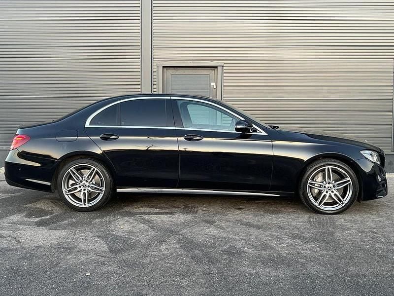 Gebraucht Mercedes E400 AMG line 333 PS (244 kW) 2017 Schwarz Limousine