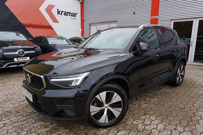 Schwarz Gebraucht 2025 Volvo XC40 Core SUV | 31.990 € (Superpreis) - Bild 1/4