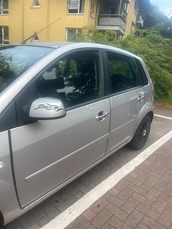 Gebraucht Ford Fiesta 67 PS (49 kW) 2008 Silber Kleinwagen