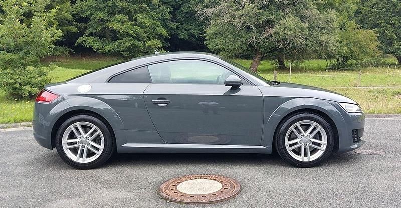 Gebraucht Audi TT Sport 230 PS (169 kW) 2017 Grau Coupé