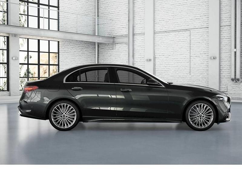 Gebraucht Mercedes C300 AMG 265 PS (194 kW) 2025 Grau Limousine