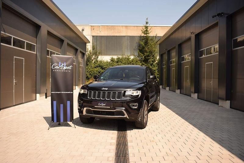 Schwarz Gebraucht 2014 Jeep Grand Cherokee Overland SUV | 19.500 € (Fairer Preis) - Bild 1/4