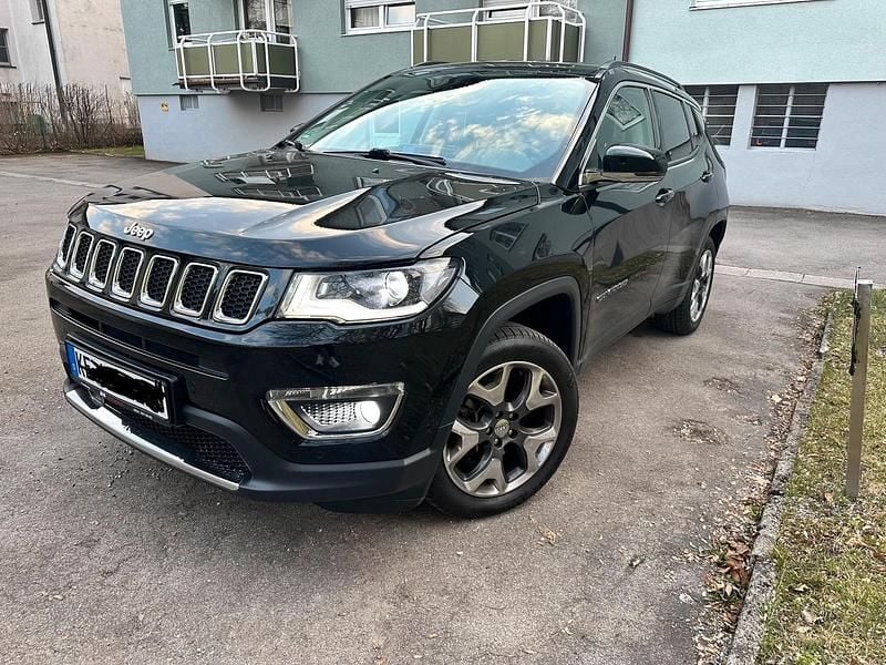 Gebraucht Jeep Compass Limited 140 PS (102 kW) 2019 Schwarz SUV